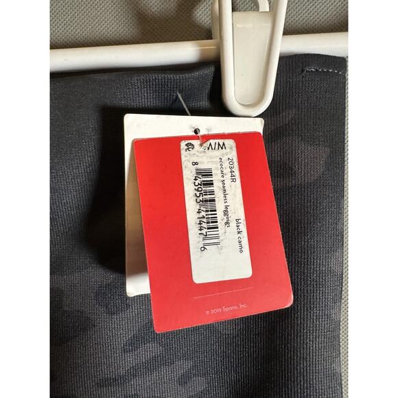 Spanx Leggings Womens Medium Camo Look At Me Now Seamless High Rise Yoga Gym - Picture 2 of 5
